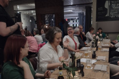 Nach dem Konzert klingt  der Abend noch in gemütlicher Runde bei Hendrik's aus.