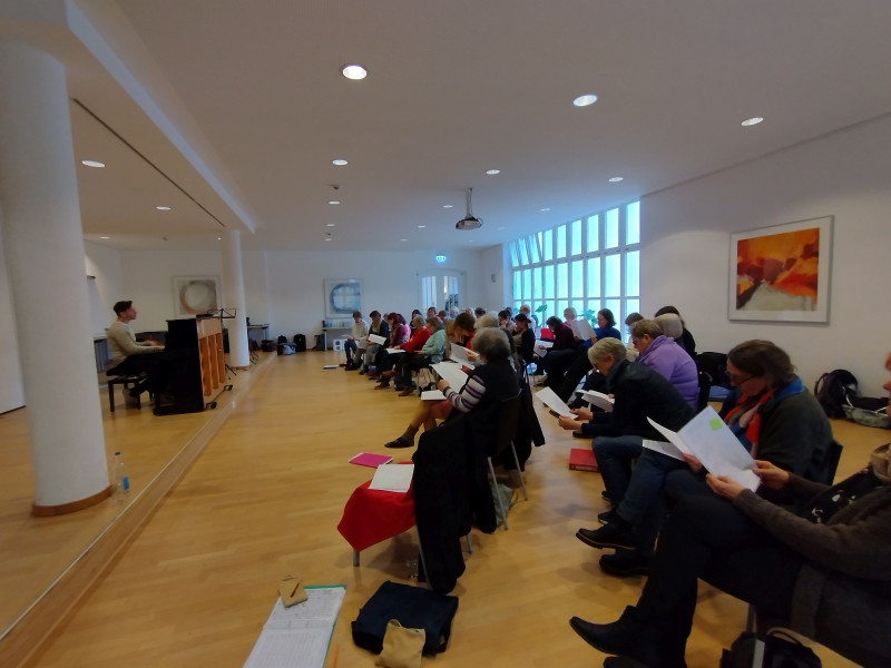 Die Probe findet in der Aula statt